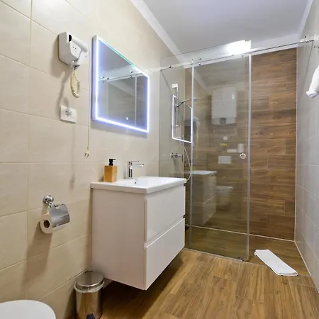 Penzion Zoilo Self Check-in 4*